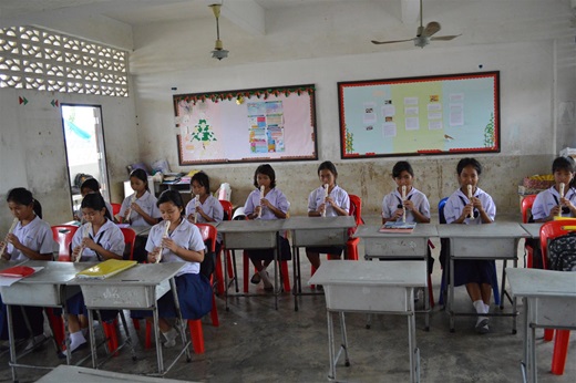 โครงการวงดนตรีต้นแบบนำร่องเพื่อเด็กและเยาวชน วงขลุ่ยรีคอร์เดอร์และวงเมโลเดียน โรงเรียนวัดสุวรรณาราม จังหวัด นครปฐม