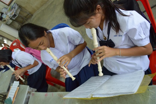 โครงการวงดนตรีต้นแบบนำร่องเพื่อเด็กและเยาวชน วงขลุ่ยรีคอร์เดอร์และวงเมโลเดียน โรงเรียนวัดสุวรรณาราม จังหวัด นครปฐม