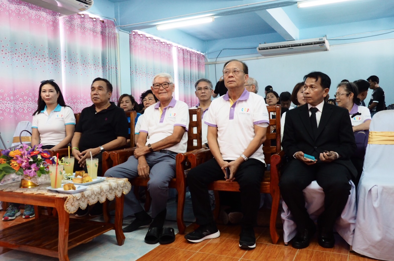 จังหวัดพัทลุง: พิธีมอบประกาศณียบัตร โครงการทุนการศึกษาต่อเนื่อง มูลนิธิดร.กำจัด-ปราณี มงคลกุล ณ โรงเรียนอนุบาลป่าพะยอม