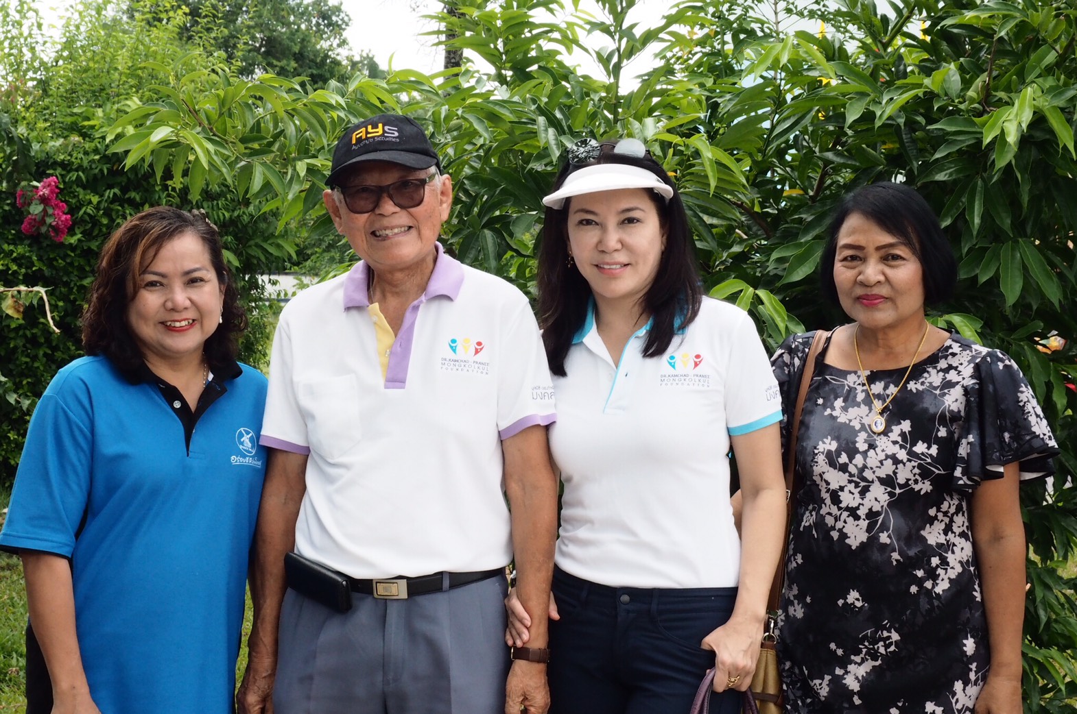 จังหวัดพัทลุง: พิธีมอบประกาศณียบัตร โครงการทุนการศึกษาต่อเนื่อง มูลนิธิดร.กำจัด-ปราณี มงคลกุล ณ โรงเรียนอนุบาลป่าพะยอม