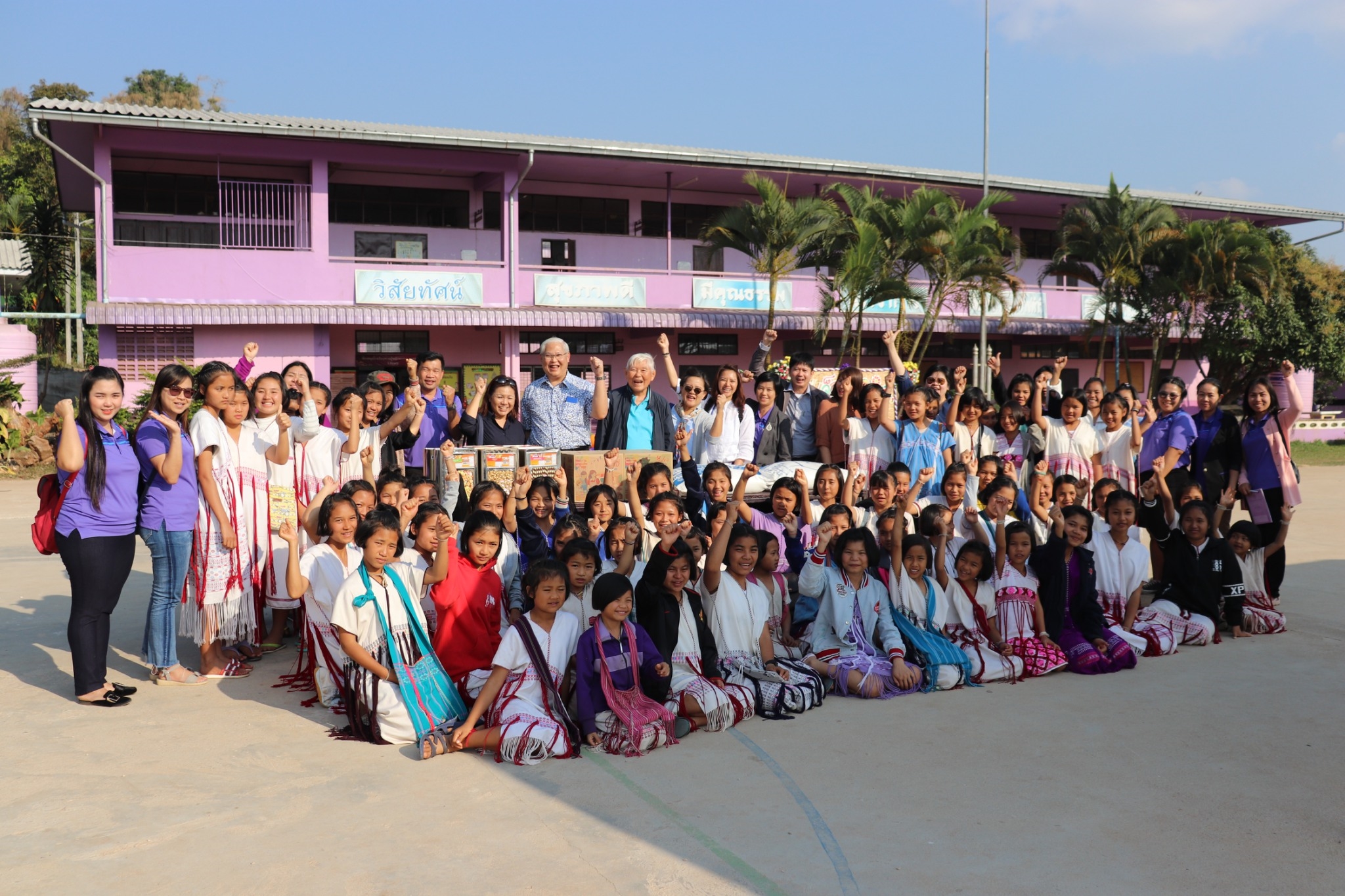 จังหวัดตาก : พิธีมอบทุนการศึกษา โครงการทุนการศึกษาต่อเนื่อง