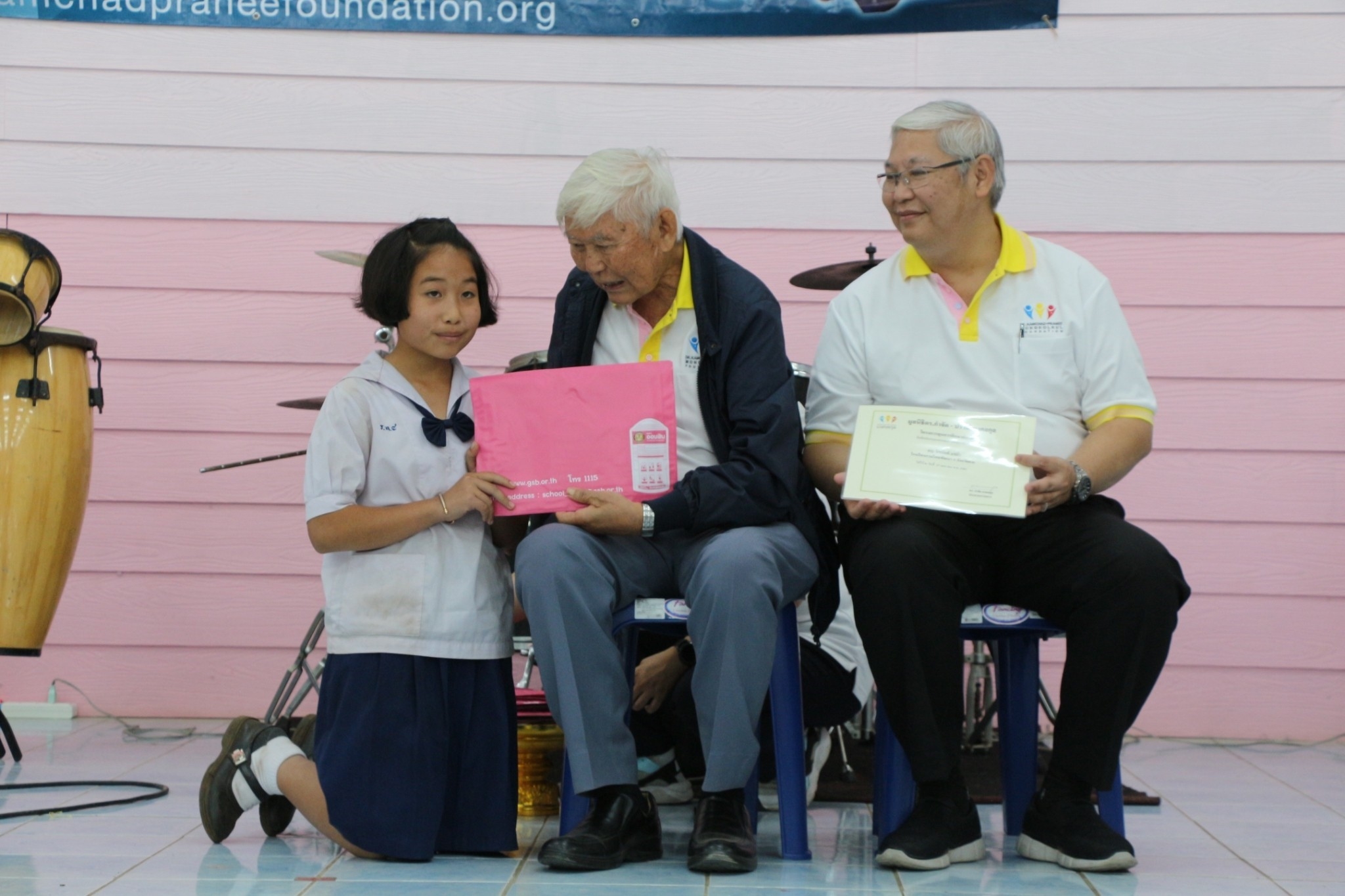 จังหวัดตาก : พิธีมอบทุนการศึกษา โครงการทุนการศึกษาต่อเนื่อง
