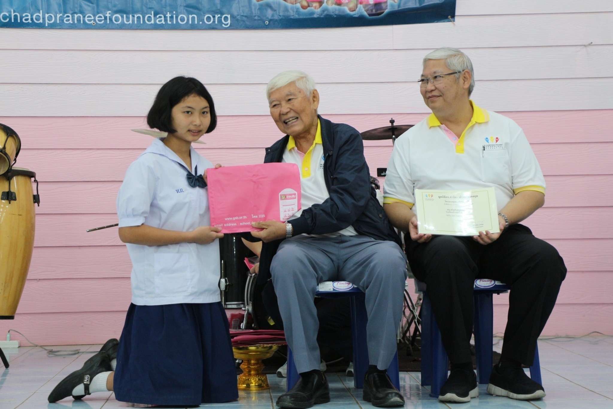 จังหวัดตาก : พิธีมอบทุนการศึกษา โครงการทุนการศึกษาต่อเนื่อง